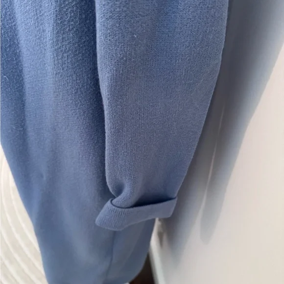 Banana Republic Long Open-Front Cardigan in a beautiful periwinkle - Picture 3 of 7